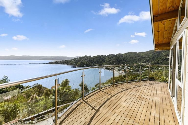 Photo of property in 59 Waitohu Road, York Bay, Lower Hutt, 5013