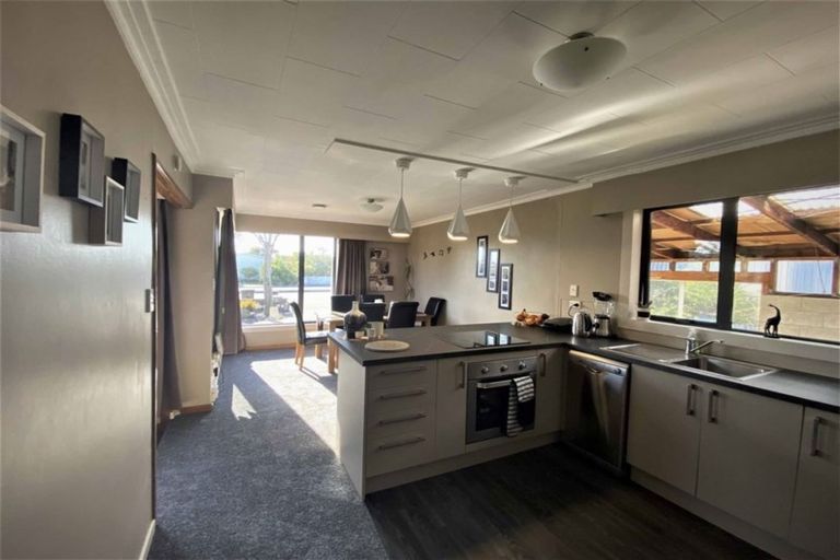 Photo of property in 32 Regent Street, Newfield, Invercargill, 9812