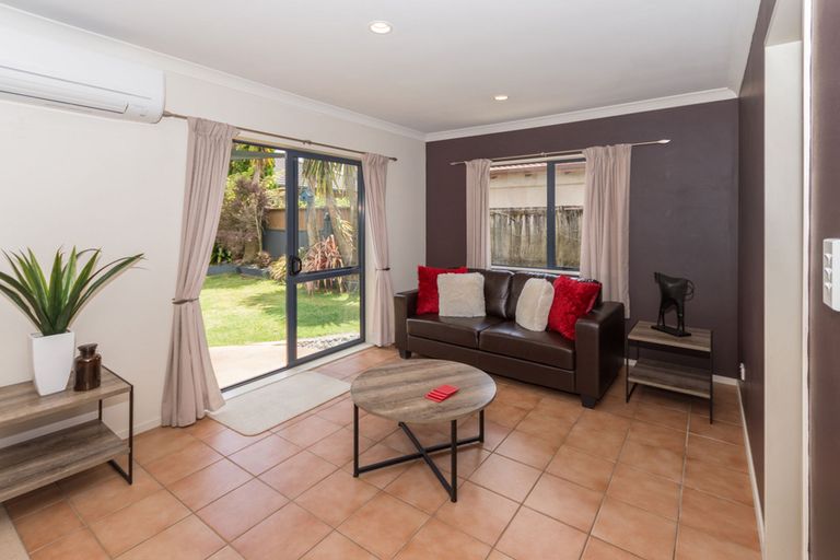 Photo of property in 145 Victoria Street West, Onehunga, Auckland, 1061