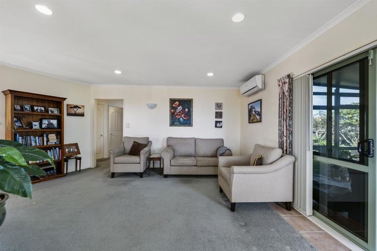 Photo of property in 16 Chaytor Street, Te Puke, 3119
