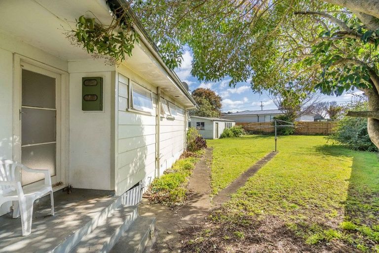 Photo of property in 10 Brentford Place, Manurewa, Auckland, 2102