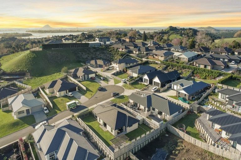 Photo of property in 6 Antrim Glade, Welcome Bay, Tauranga, 3175