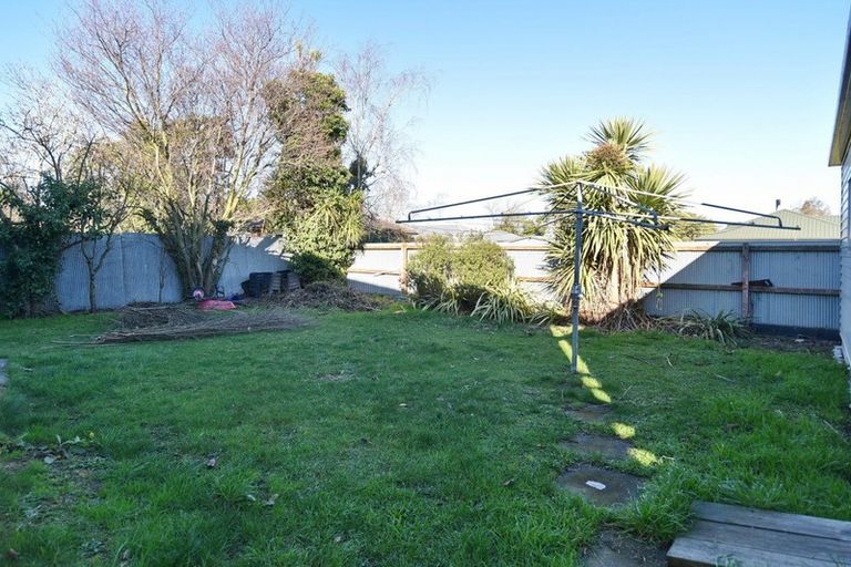 Photo of property in 7 Coates Place, Rangiora, 7400