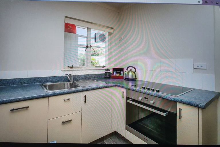 Photo of property in 1-12/48 The Bay Hill, Timaru, 7910