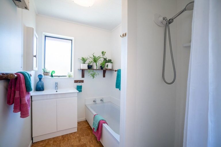 Photo of property in 32a Haydon Street, Roslyn, Palmerston North, 4414