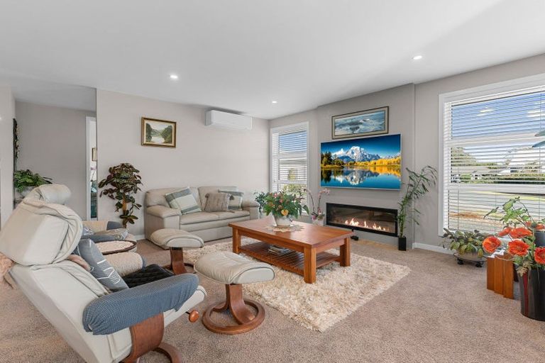Photo of property in 2 Park Crescent, Mangawhai Heads, Mangawhai, 0505