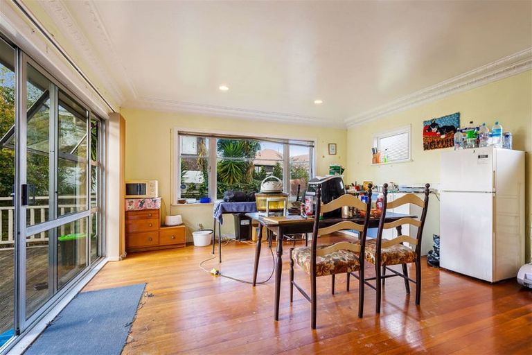 Photo of property in 48a Mcleod Road, Henderson, Auckland, 0612