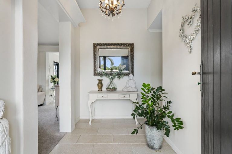 Photo of property in 31 Oreti Crescent, Papamoa Beach, Papamoa, 3118