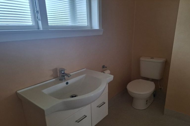 Photo of property in 46 Wordsworth Street, Leamington, Cambridge, 3432