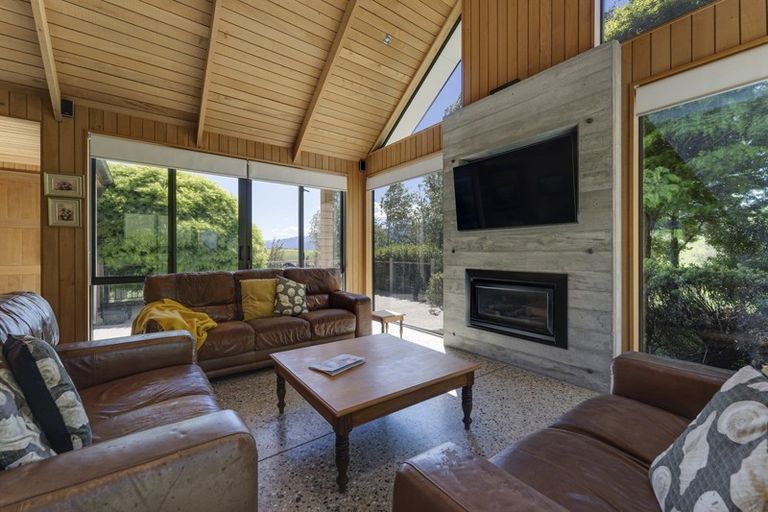 Photo of property in 15 Skye Lane, Jacks Point, Queenstown, 9371