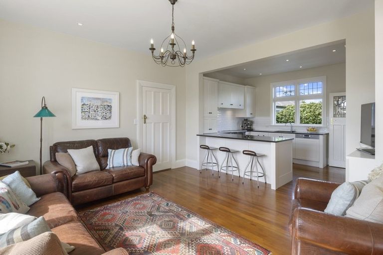 Photo of property in 39 Glandovey Road, Fendalton, Christchurch, 8052