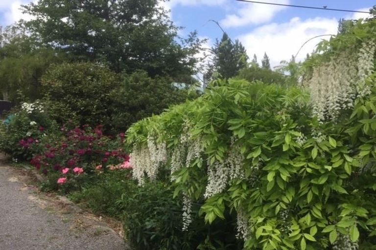 Photo of property in 9 Grammar Street, Kimbolton, 4777