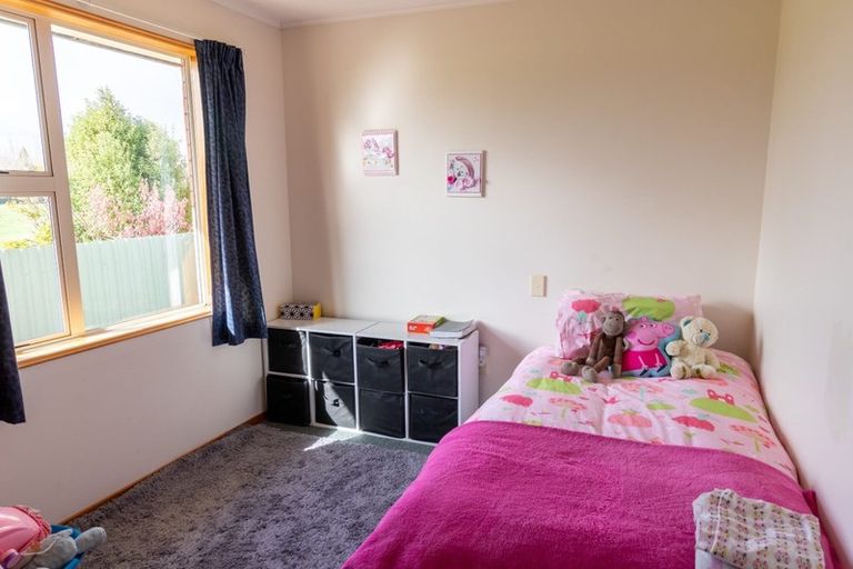 Photo of property in 4 Anne Street, Winton, 9720