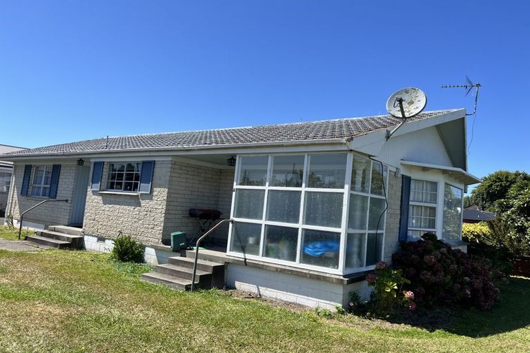 Photo of property in 2/1130 Heaphy Terrace, Fairfield, Hamilton, 3214