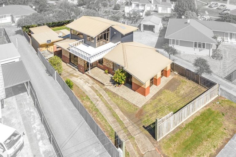 Photo of property in 185 Parsons Street, Tawhero, Whanganui, 4501