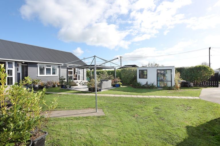 Photo of property in 10 Kittyhawk Row, Bulls, 4818