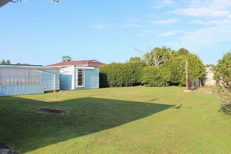 Photo of property in 143 Miranda Street, Stratford, 4332