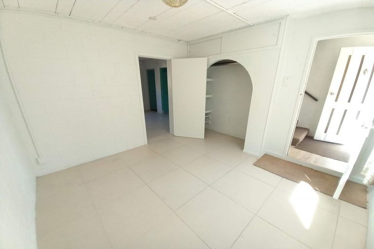 Photo of property in 154 Ti Rakau Drive, Pakuranga, Auckland, 2010