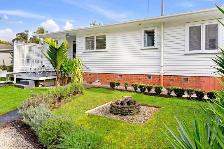 Photo of property in 129 Fred Taylor Drive, Whenuapai, Auckland, 0814