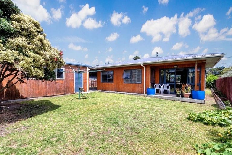 Photo of property in 7a Seafront Road, Castlecliff, Whanganui, 4501