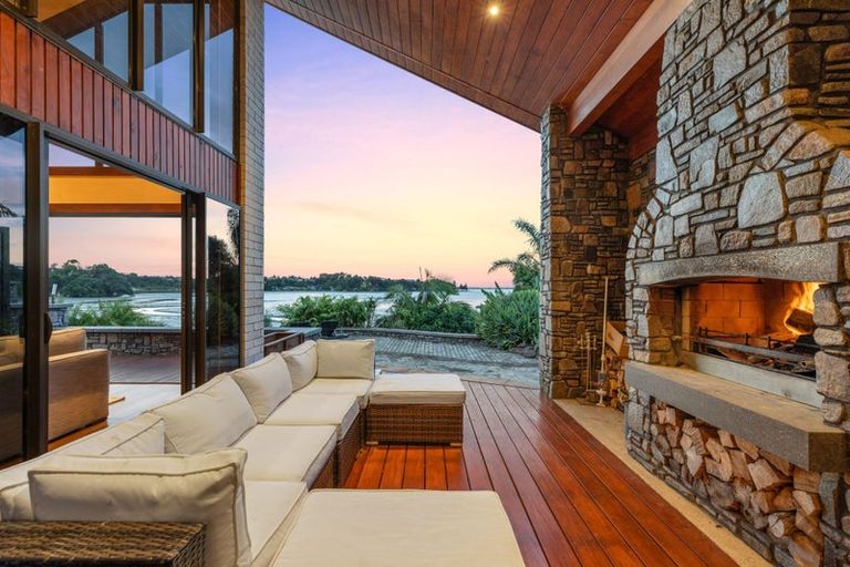 Photo of property in 177 Welcome Bay Road, Welcome Bay, Tauranga, 3112