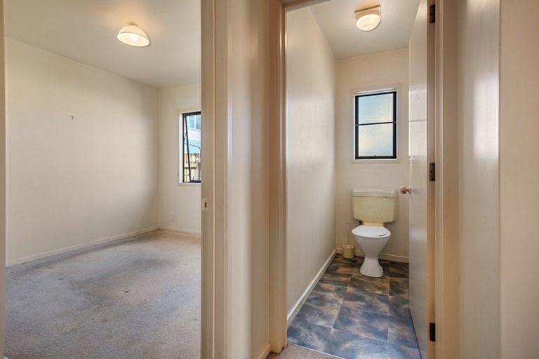 Photo of property in 102b Brunton Crescent, Thames, 3500