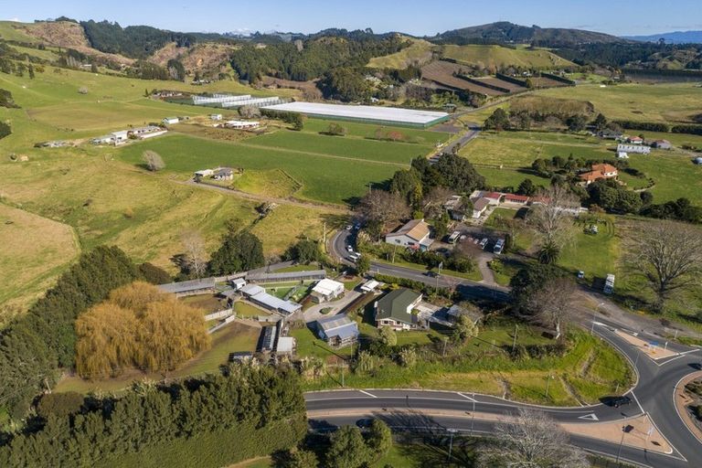 Photo of property in 1222 Welcome Bay Road, Papamoa, Te Puke, 3187