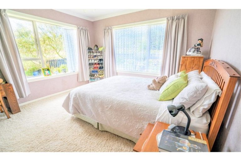 Photo of property in 5 Pearce Street, Bluff, 9814