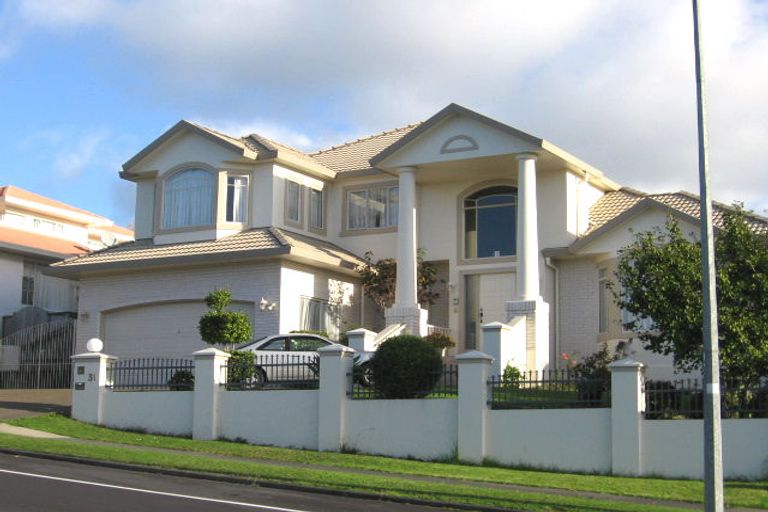 Photo of property in 31 Jane Eyre Drive, Somerville, Auckland, 2014