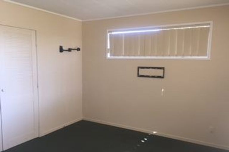 Photo of property in 4 Iota Place, Clover Park, Auckland, 2023