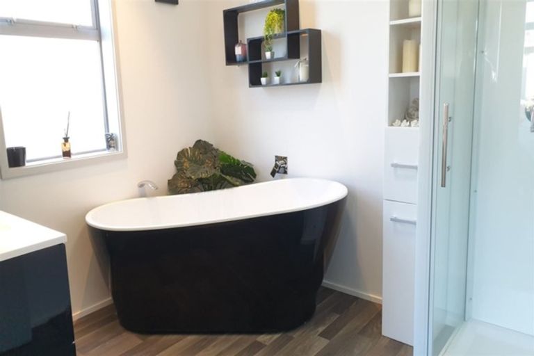 Photo of property in 122 Gleniti Road, Gleniti, Timaru, 7910