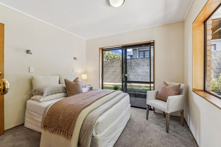 Photo of property in 1/11 Faulkner Road, Northcote Point, Auckland, 0627