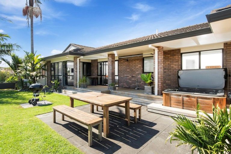 Photo of property in 4 Verbena Glen, Mount Maunganui, 3116