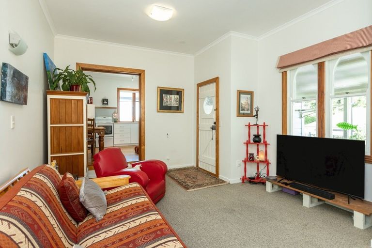 Photo of property in 124a Shakespeare Road, Bluff Hill, Napier, 4110