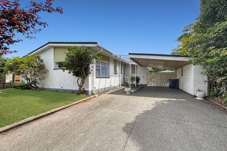 Photo of property in 8 Colligan Street, Upper Riccarton, Christchurch, 8041
