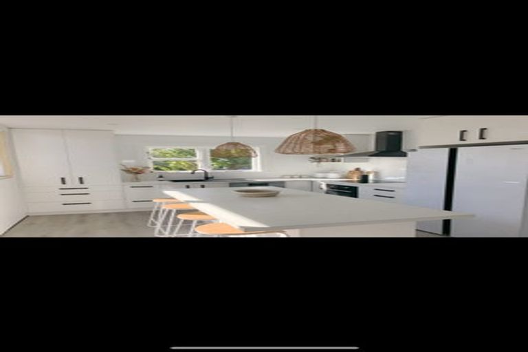 Photo of property in 29 Pukeko Place, Westshore, Napier, 4110