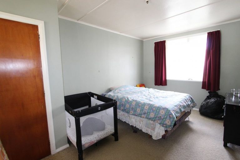 Photo of property in 40 Edward Street, Pahiatua, 4910