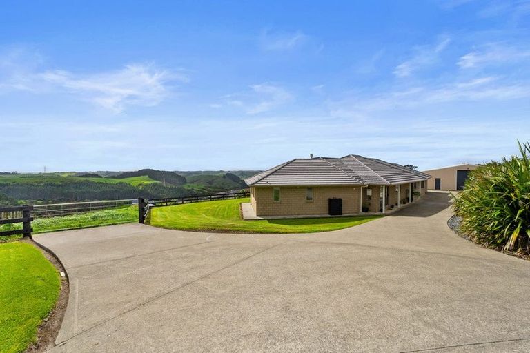 Photo of property in 1518 Old North Road, Helensville, 0875