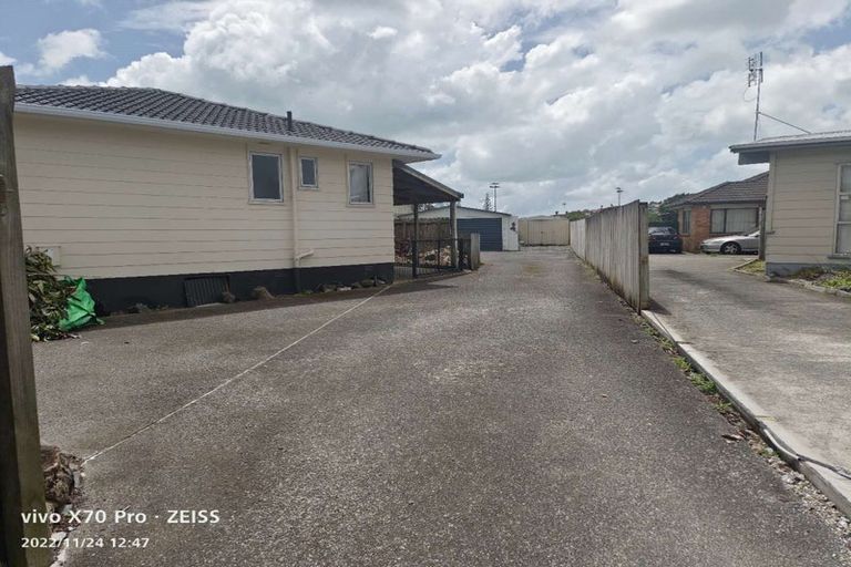 Photo of property in 108 Cascades Road, Pakuranga Heights, Auckland, 2010
