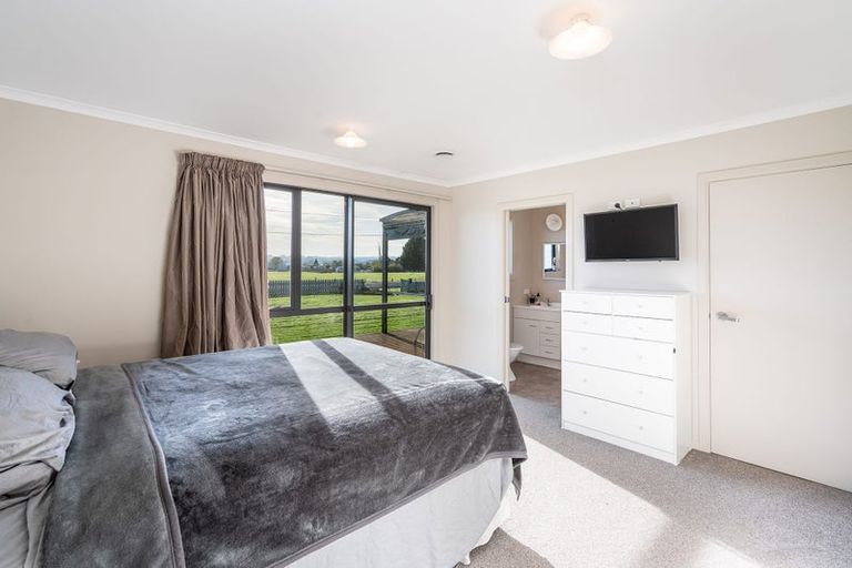 Photo of property in 23 Toko Mouth Road, Milton, 9220