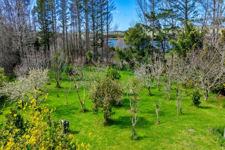 Photo of property in 364 Oneriri Road, Kaiwaka, 0573