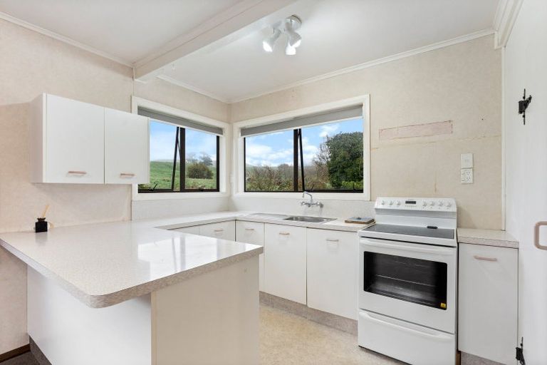 Photo of property in 8 Tudor Road, Pahiatua, 4910