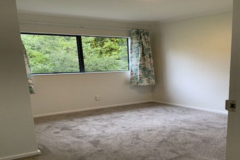 Photo of property in 49a Clayburn Road, Glen Eden, Auckland, 0602