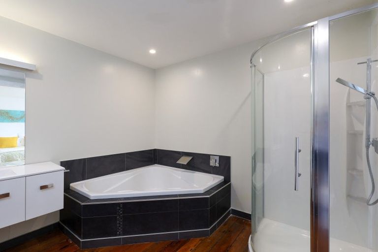 Photo of property in 1160a Abel Tasman Drive, Ligar Bay, Takaka, 7183