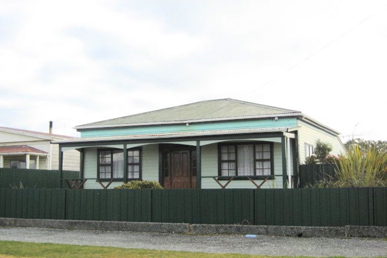 Photo of property in 58 Blake Street, Blaketown, Greymouth, 7805