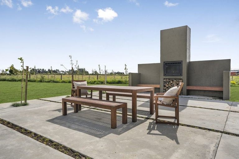 Photo of property in 906a-b Bidwills Cutting Road, Morison Bush, Greytown, 5794