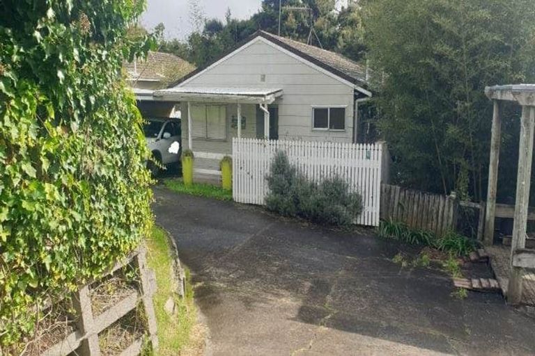 Photo of property in 2/83 Manuka Road, Bayview, Auckland, 0629