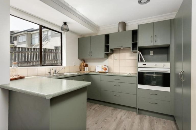 Photo of property in 58 Vale Street, Otumoetai, Tauranga, 3110