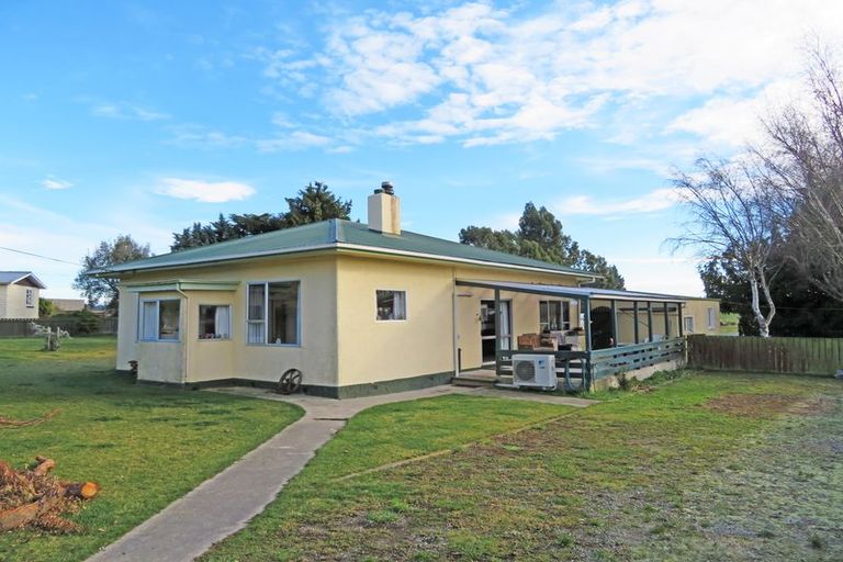 Photo of property in 72 Wellington Street, Enfield, Oamaru, 9491
