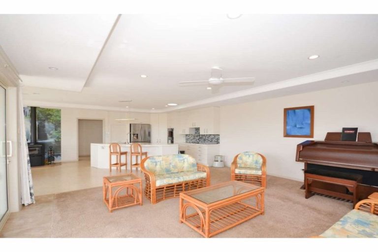 Photo of property in 12 The Ridge, Kerikeri, 0230